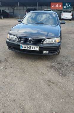 Седан Nissan Maxima 1995 в Черкасах