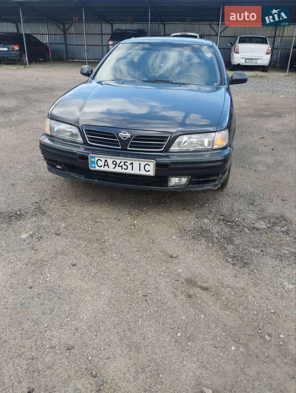 Nissan Maxima 1995