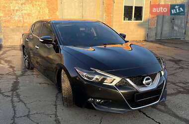 Седан Nissan Maxima 2018 в Ровно