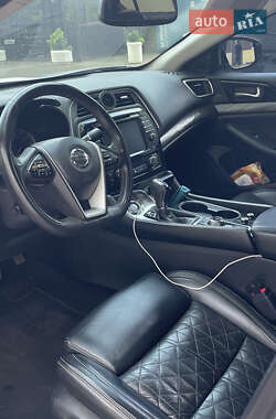 Седан Nissan Maxima 2015 в 