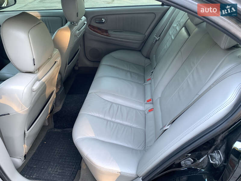 Седан Nissan Maxima 2005 в Нікополі