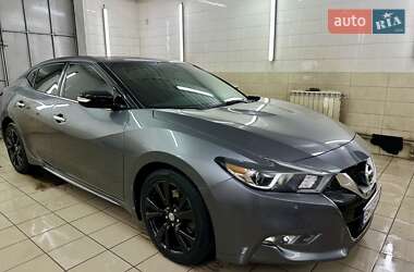 Седан Nissan Maxima 2017 в 