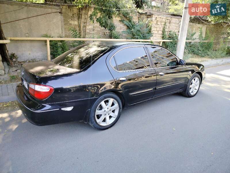 Седан Nissan Maxima 2002 в Одессе