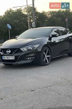 Седан Nissan Maxima 2016 в Николаеве