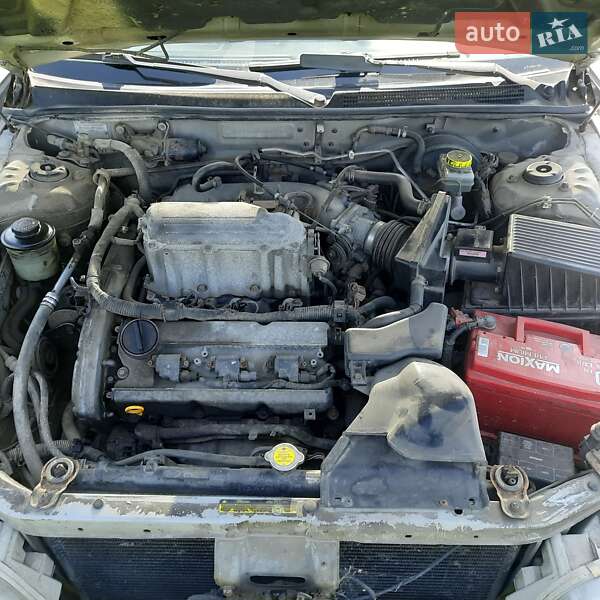 Седан Nissan Maxima 1995 в Івано-Франківську