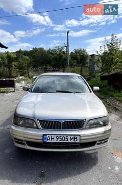 Седан Nissan Maxima 1998 в Бережанах