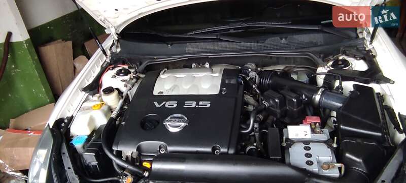 Седан Nissan Maxima 2006 в Кривом Роге