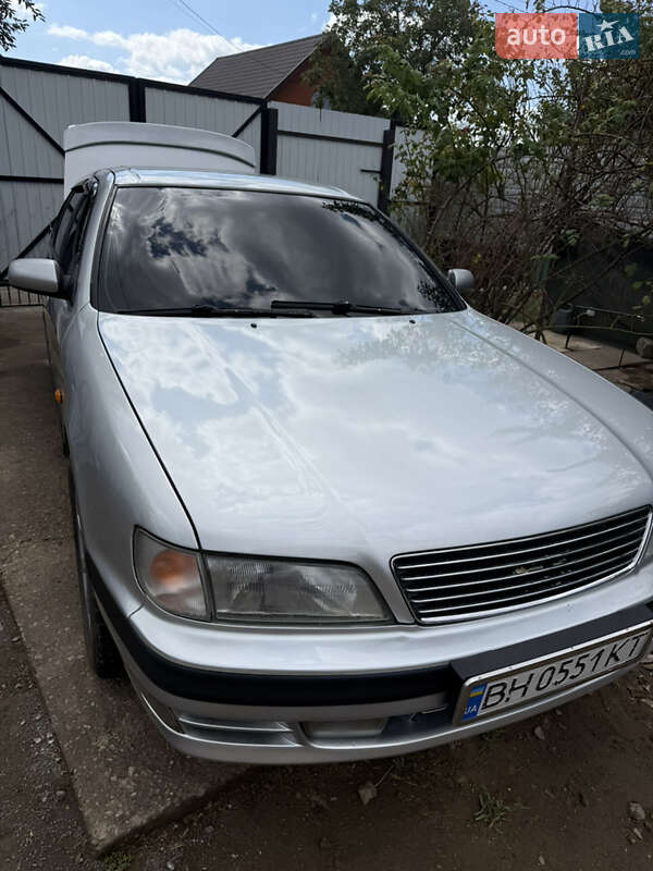 Nissan Maxima 1997