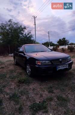 Седан Nissan Maxima 1996 в Миколаївці