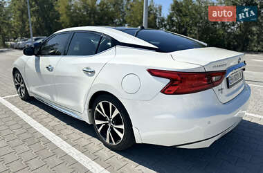 Седан Nissan Maxima 2017 в 