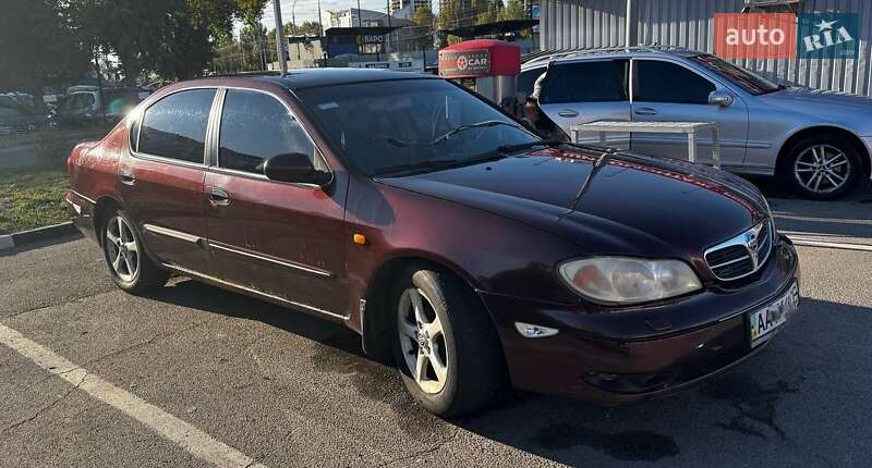 Nissan Maxima 2000
