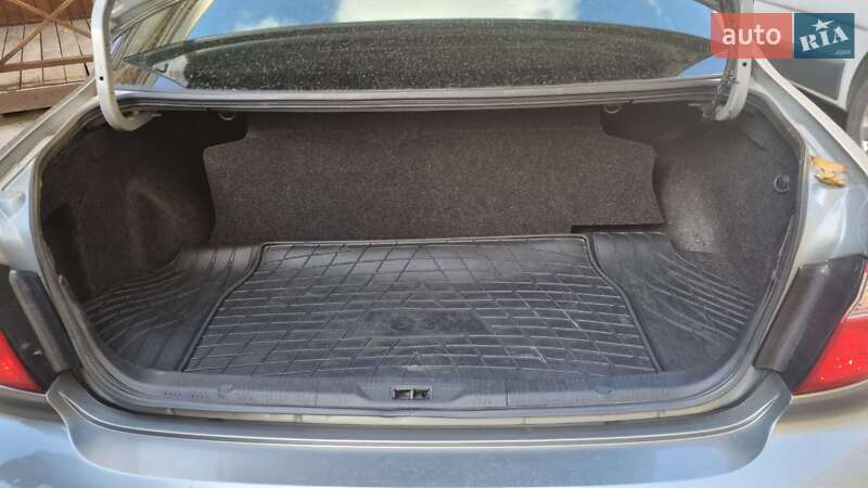 Седан Nissan Maxima 2005 в Харькове