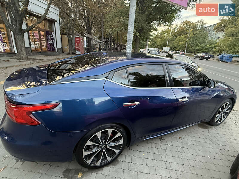 Седан Nissan Maxima 2015 в Одессе