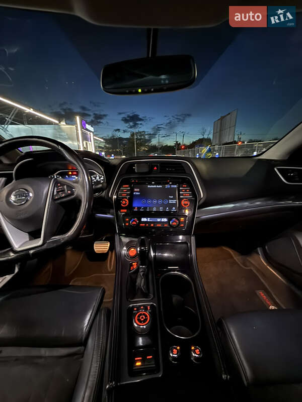 Седан Nissan Maxima 2015 в Одессе