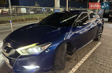 Седан Nissan Maxima 2015 в 
