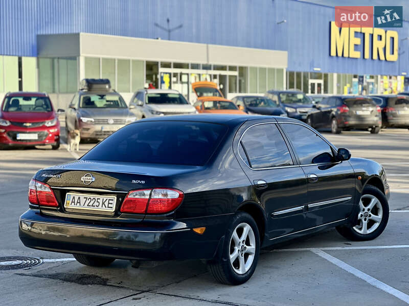 Седан Nissan Maxima 2000 в Одессе