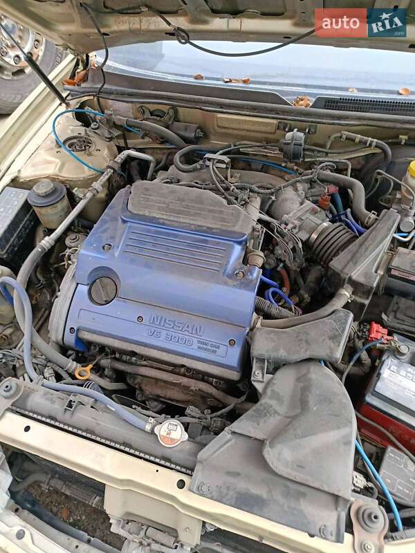 Седан Nissan Maxima 1997 в Одесі