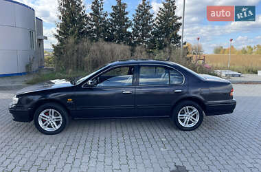 Седан Nissan Maxima 1997 в  фото 6 Седан Nissan Maxima 1997 в