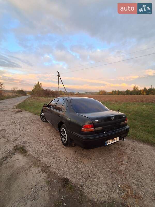Седан Nissan Maxima 1996 в Здолбунове фото 4 Седан Nissan Maxima 1996 в Здолбунове