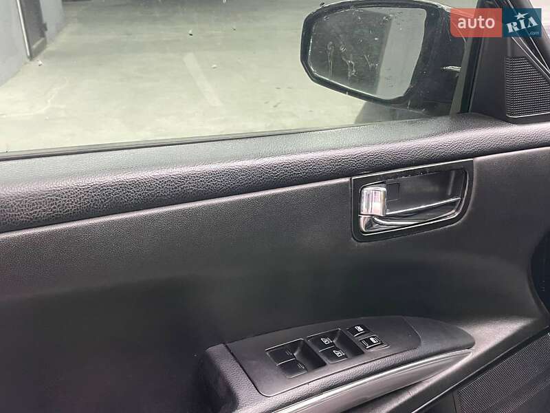 Седан Nissan Maxima 2007 в Чернівцях