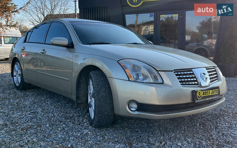 Nissan Maxima 2004