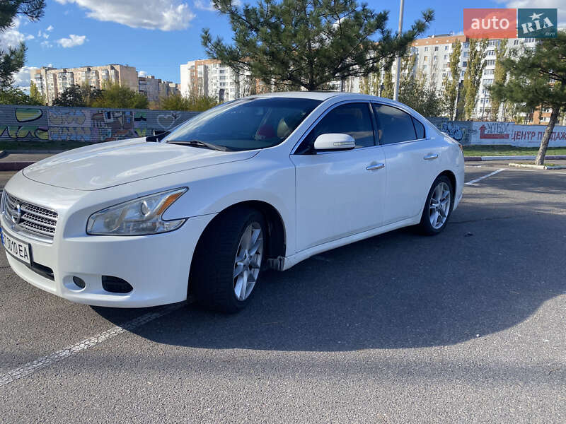 Седан Nissan Maxima 2010 в Николаеве фото Седан Nissan Maxima 2010 в Николаеве