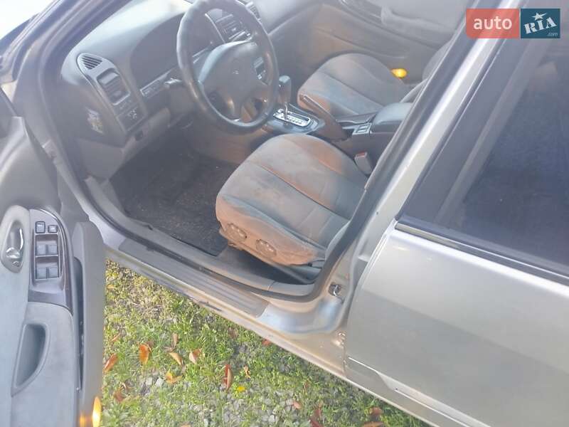 Седан Nissan Maxima 2000 в Кривом Роге фото 5 Седан Nissan Maxima 2000 в Кривом Роге