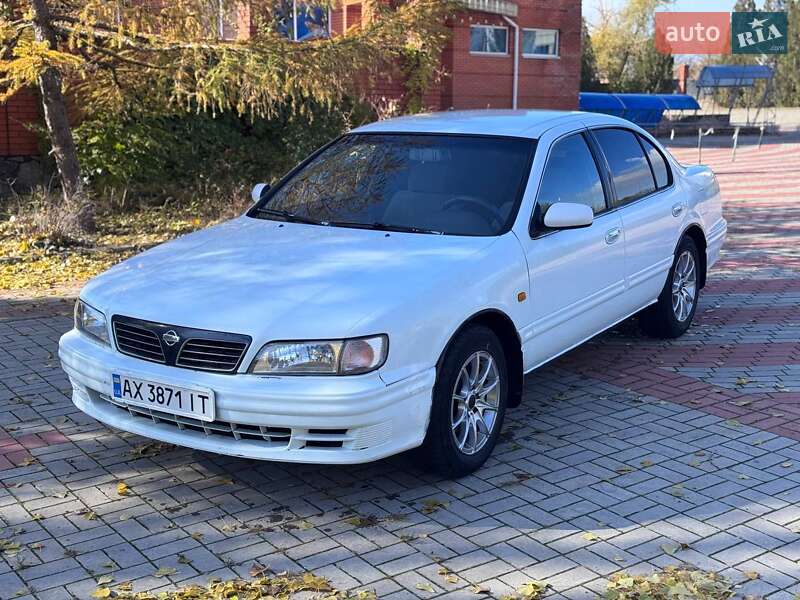 Седан Nissan Maxima 1997 в Запорожье фото 2 Седан Nissan Maxima 1997 в Запорожье
