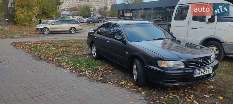 Nissan Maxima 1995
