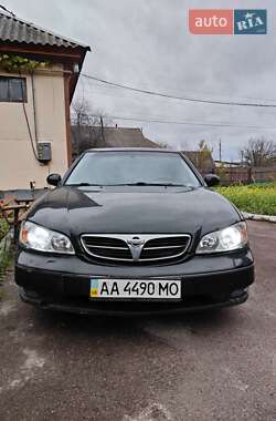 Седан Nissan Maxima 2003 в Овруче