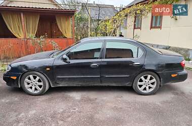 Седан Nissan Maxima 2003 в Овруче