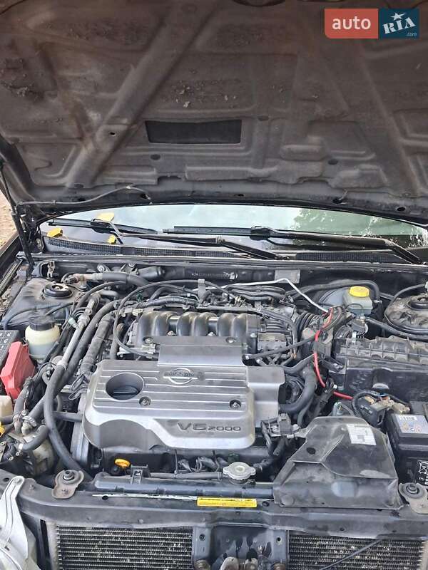 Седан Nissan Maxima 2001 в Хмельницькому