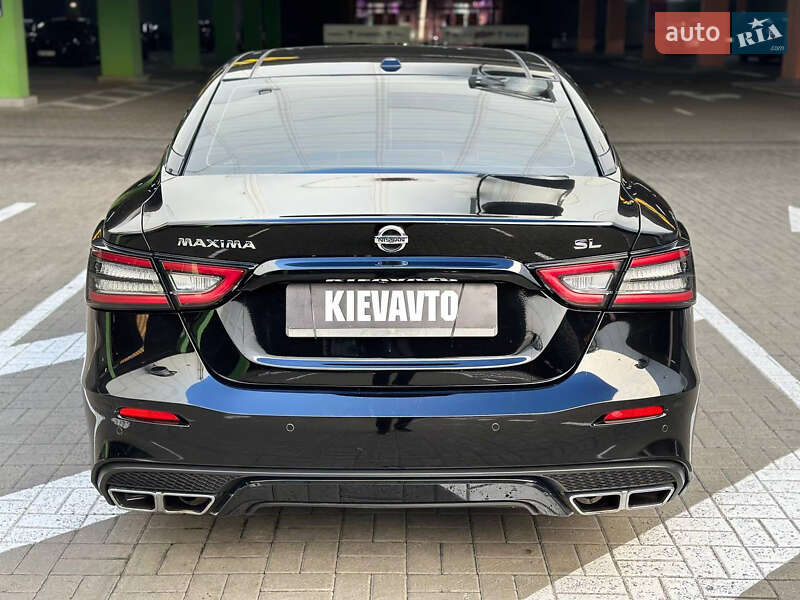 Седан Nissan Maxima 2019 в Киеве