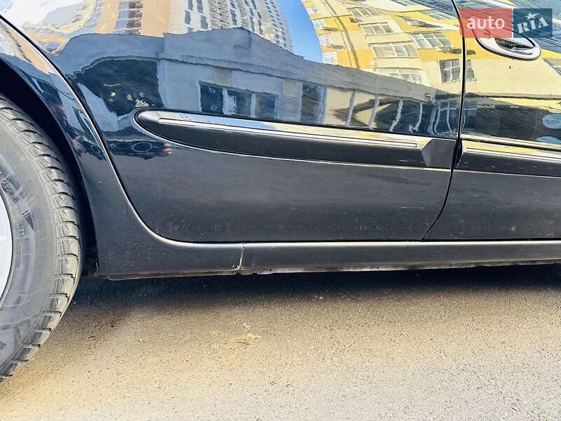 Седан Nissan Maxima 2003 в Одесі