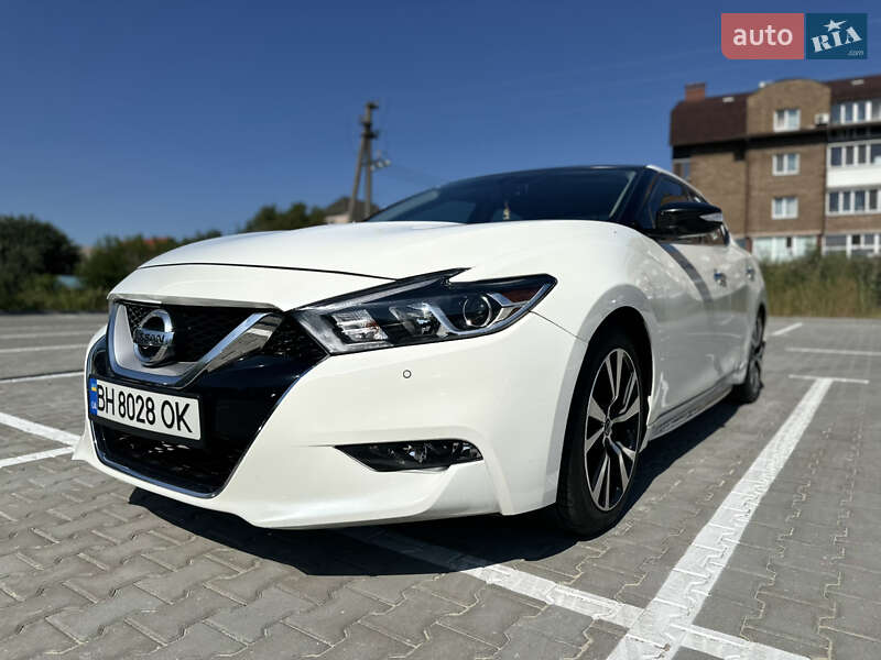 Седан Nissan Maxima 2017 в Киеве