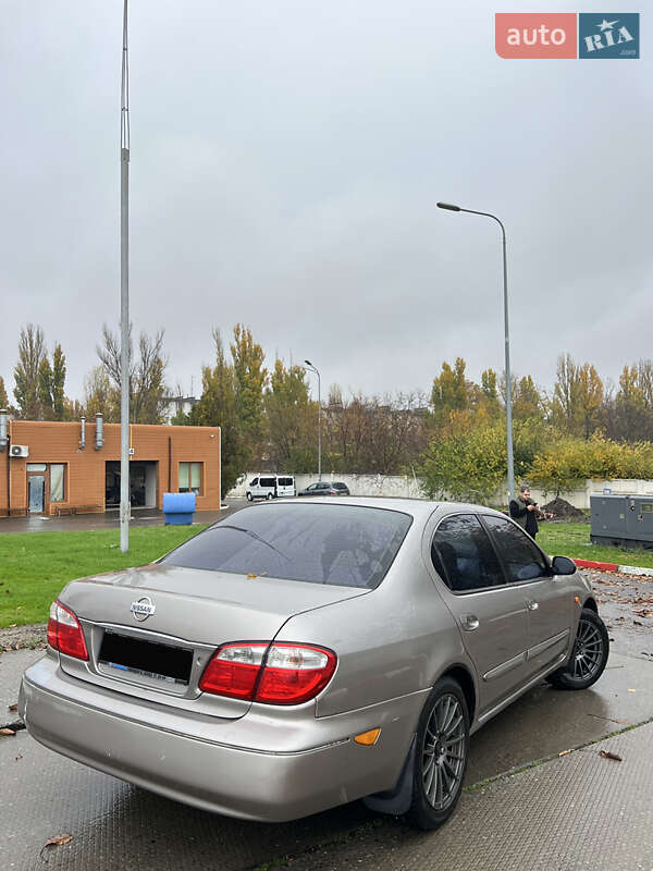 Седан Nissan Maxima 2001 в Одессе