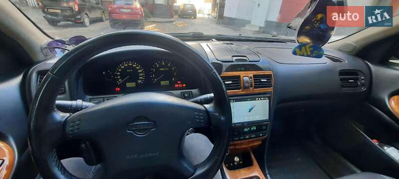 Седан Nissan Maxima 2004 в Хмельницком