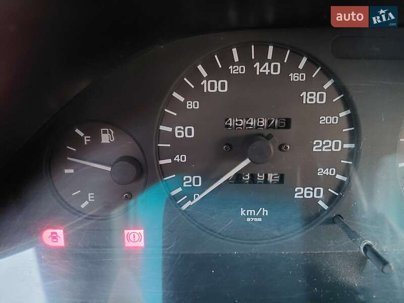 Седан Nissan Maxima 1998 в Николаеве фото 5 Седан Nissan Maxima 1998 в Николаеве