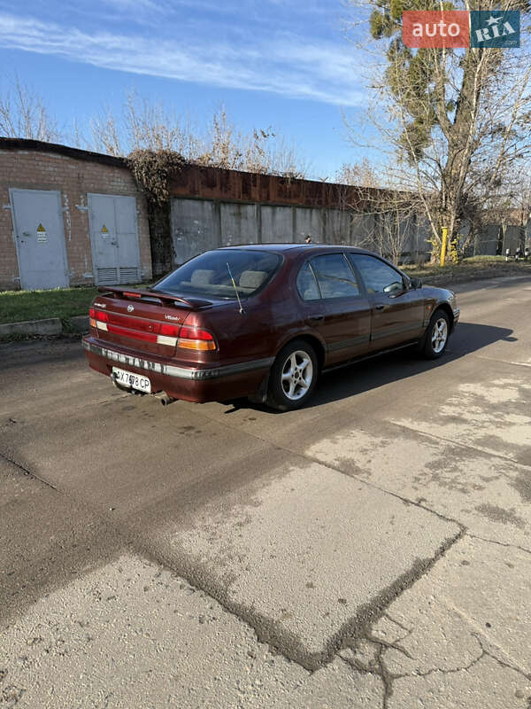 Седан Nissan Maxima 1998 в Харькове