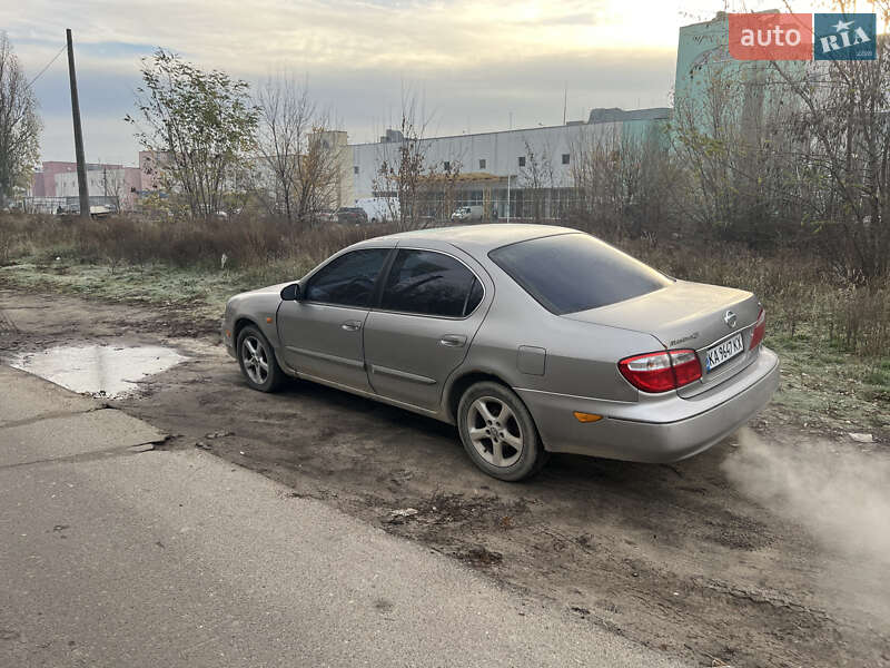 Седан Nissan Maxima 2002 в Києві