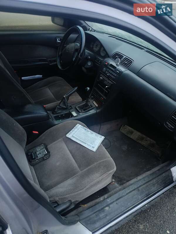 Седан Nissan Maxima 1995 в Тернополі