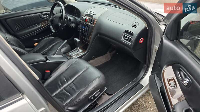 Седан Nissan Maxima 2002 в Житомире