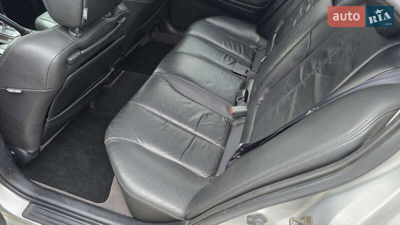 Седан Nissan Maxima 2002 в Житомире