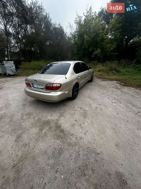 Седан Nissan Maxima 2000 в Сквирі