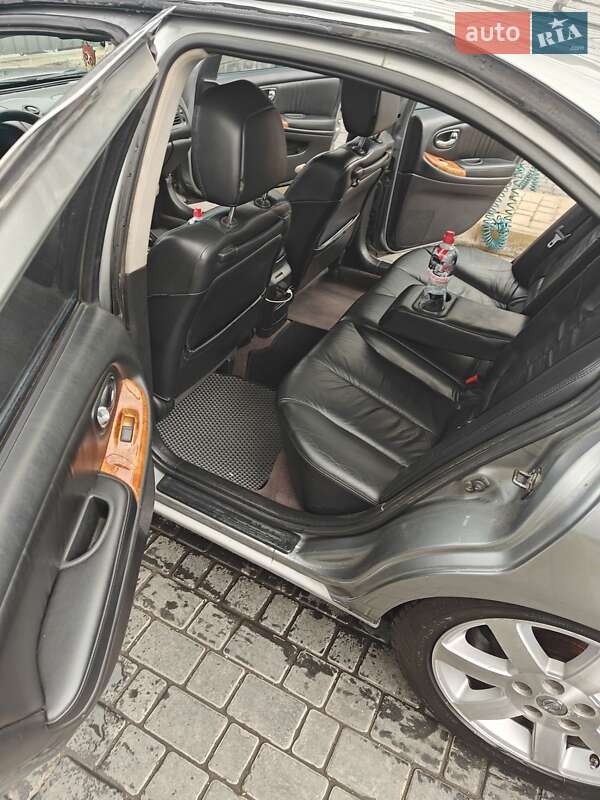 Седан Nissan Maxima 2003 в Одессе