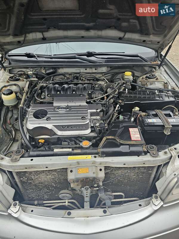 Седан Nissan Maxima 2003 в Запоріжжі