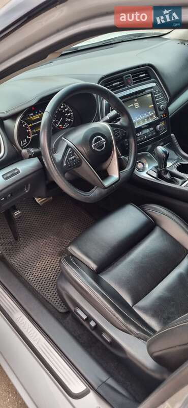 Седан Nissan Maxima 2018 в Харкові