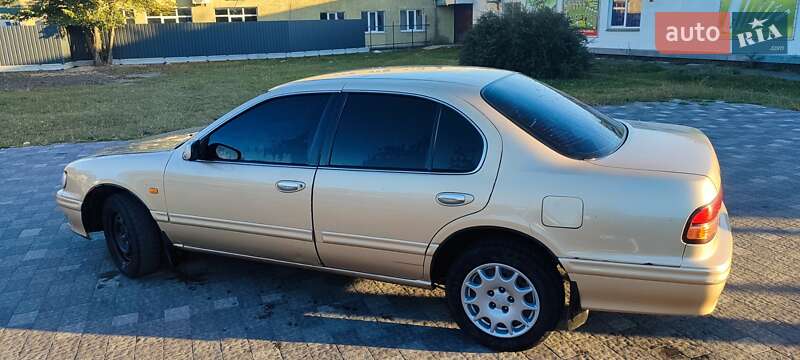 Седан Nissan Maxima 1997 в Білій Церкві фото 2 Седан Nissan Maxima 1997 в Білій Церкві