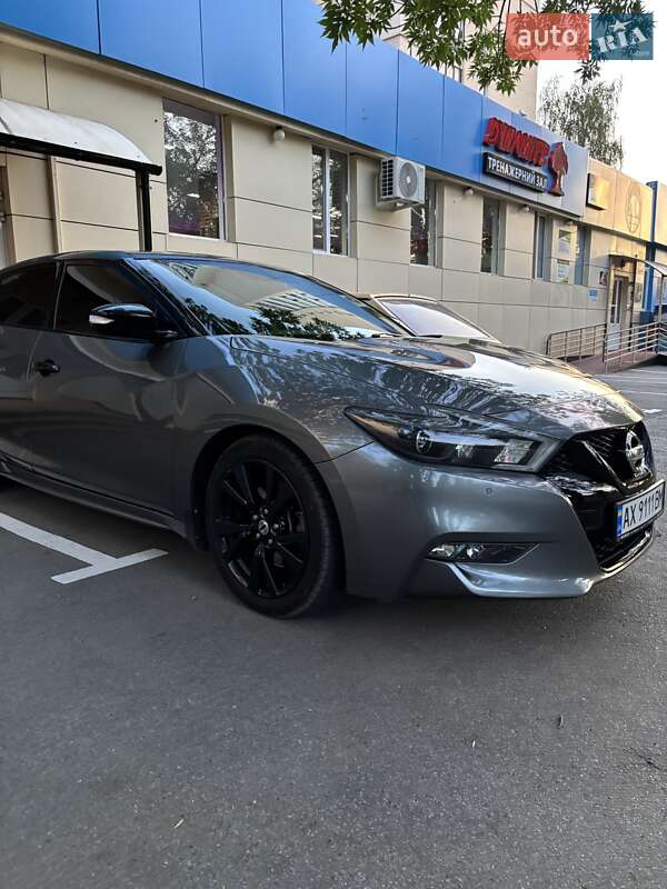 Седан Nissan Maxima 2018 в Харькове
