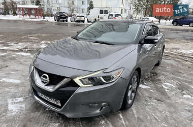 Седан Nissan Maxima 2017 в Киеве